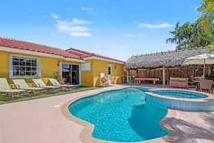 21040 SW 85th Pass, Cutler Bay, FL 33189 - Photo 1
