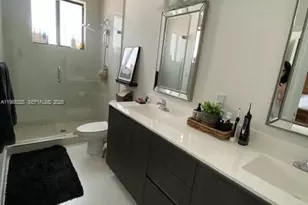 484 SW 91st Pl, Miami, FL 33174 - Photo 9