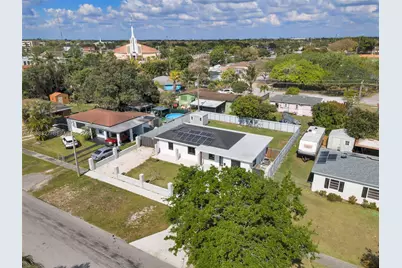 14520 Carver Drive, Miami, FL 33176 - Photo 3