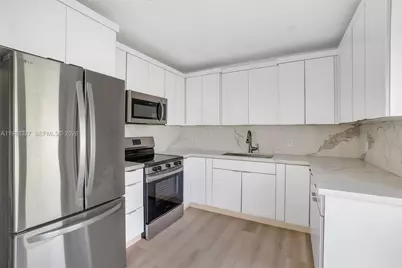 14520 Carver Drive, Miami, FL 33176 - Photo 13