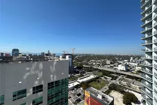 185 SW 7th St, Miami, FL 33130 - Photo 9