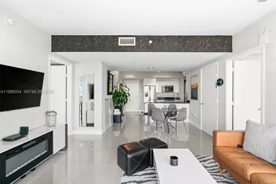 92 SW 3rd St #4702, Miami, FL 33130 - Photo 7