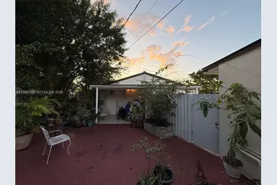 6300 NW 2nd St, Miami, FL 33126 - Photo 13