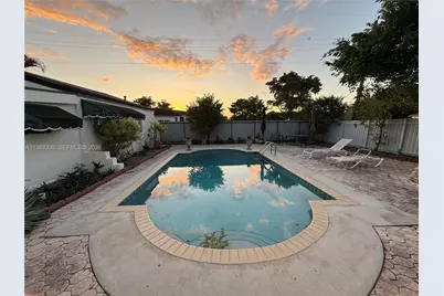 6300 NW 2nd St, Miami, FL 33126 - Photo 19