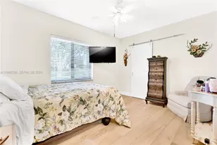 10909 SW 113th Pl, Miami, FL 33176 - Photo 21