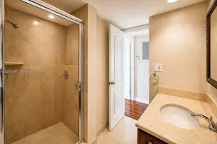 5600 Collins Ave, Miami Beach, FL 33140 - Photo 11