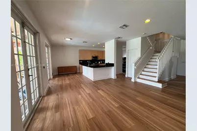 1653 Winterberry Ln, Weston, FL 33327 - Photo 5