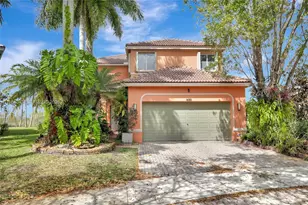 1653 Winterberry Ln, Weston, FL 33327 - Photo 1