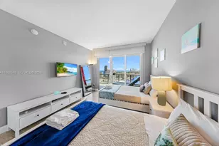 2600 E Hallandale Beach Blvd, Hallandale Beach, FL 33009 - Photo 23