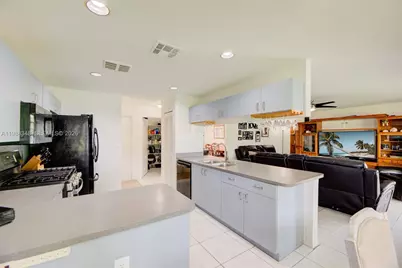 161 W Granada Ave, Weston, FL 33326 - Photo 25