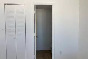 2829 Indian Creek Dr, Miami Beach, FL 33140 - Photo 9