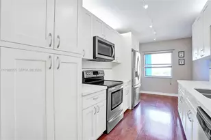 4001 Hillcrest Dr, Hollywood, FL 33021 - Photo 1