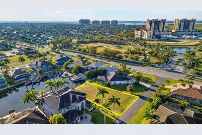 5423 SW 17th Ave, Cape Coral, FL 33914 - Photo 1