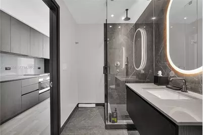 20 NE 11th St #3603A, Miami, FL 33132 - Photo 3