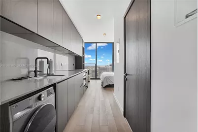 20 NE 11th St #3603A, Miami, FL 33132 - Photo 11