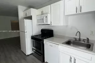 1220 NW 3rd Ct, Fort Lauderdale, FL 33311 - Photo 13
