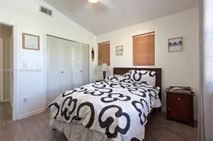 13921 SW 164th St, Miami, FL 33177 - Photo 15