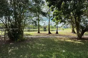 8031 Lagos De Campo Blvd, Tamarac, FL 33321 - Photo 15