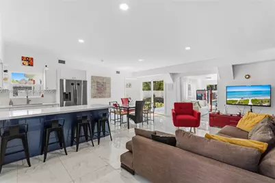 1110 NE 130th St, North Miami, FL 33161 - Photo 7