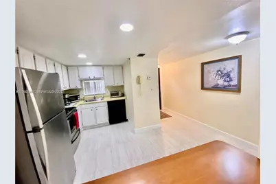 671 S Hollybrook Dr #104, Pembroke Pines, FL 33025 - Photo 3