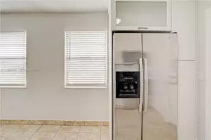 4658 Myla Ln, West Palm Beach, FL 33417 - Photo 11