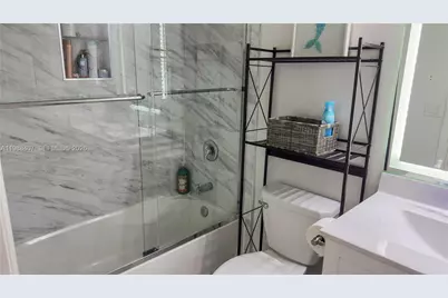 3318 W 106th Ter, Hialeah, FL 33018 - Photo 15