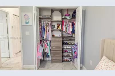 3318 W 106th Ter, Hialeah, FL 33018 - Photo 11