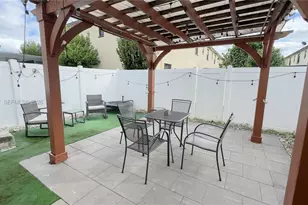 3318 W 106th Terrace, Hialeah, FL 33018 - Photo 5