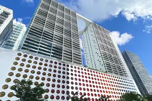 55 SE 6th St, Miami, FL 33131 - Photo 21