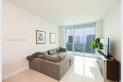 55 SE 6th St #4200, Miami, FL 33131 - Photo 3