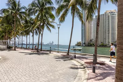 335 S Biscayne #2309, Miami, FL 33131 - Photo 25