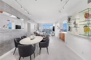 335 S Biscayne, Miami, FL 33131 - Photo 5