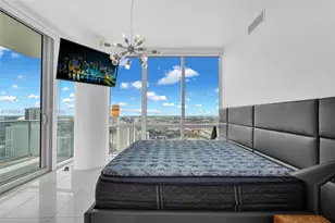 851 NE 1st Ave, Miami, FL 33132 - Photo 19