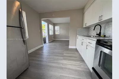 2300 Douglas St #5, Hollywood, FL 33020 - Photo 7