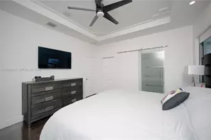 15785 NW 91st Ct, Miami Lakes, FL 33018 - Photo 13