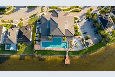 15785 NW 91st Ct, Miami Lakes, FL 33018 - Photo 35