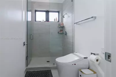 8115 NW 48th Ter, Doral, FL 33166 - Photo 25