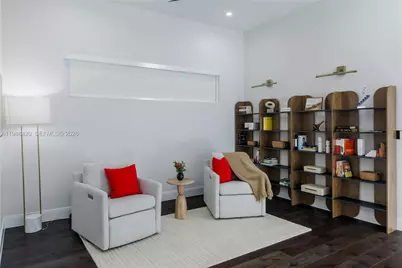 8115 NW 48th Ter, Doral, FL 33166 - Photo 31