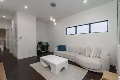 8115 NW 48th Ter, Doral, FL 33166 - Photo 21