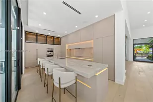 280 NW 47th St, Miami, FL 33127 - Photo 17