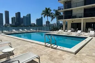 801 N Venetian Dr, Miami, FL 33139 - Photo 5