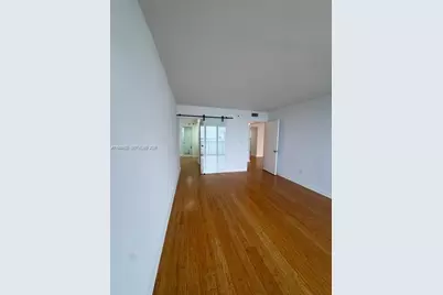 801 N Venetian Dr #1103, Miami, FL 33139 - Photo 21