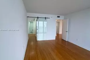 801 N Venetian Dr, Miami, FL 33139 - Photo 21