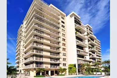801 N Venetian Dr #1103, Miami, FL 33139 - Photo 1