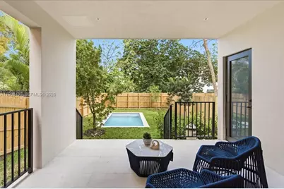 2925 SW 36th Ave, Miami, FL 33133 - Photo 59