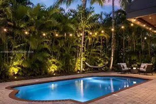 18163 SW 149th Pl, Miami, FL 33187 - Photo 3