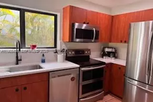 18163 SW 149th Pl, Miami, FL 33187 - Photo 13