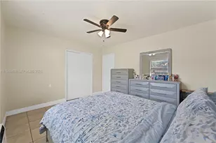 923 N 16th Ct, Hollywood, FL 33020 - Photo 11
