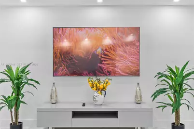 1247 Jackson St, Hollywood, FL 33019 - Photo 5