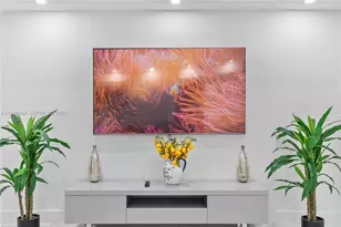 1247 Jackson St, Hollywood, FL 33019 - Photo 5